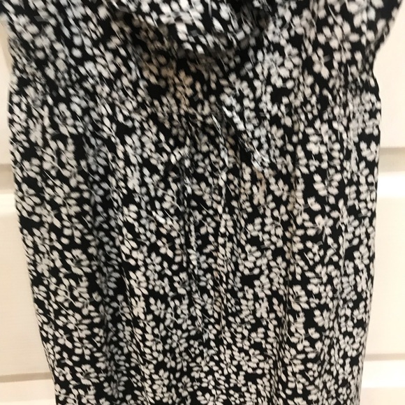 Ya Brand Dress - Picture 3 of 5